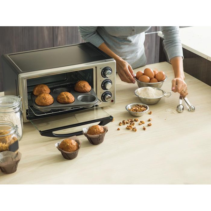 Horno tostador Oster® 15 litros TSSTTV15LTB - osterpe