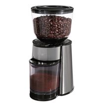 Cafetera para espresso Oster® Perfect Brew 15 bar molino integrado  BVSTEM7300 - osterpe